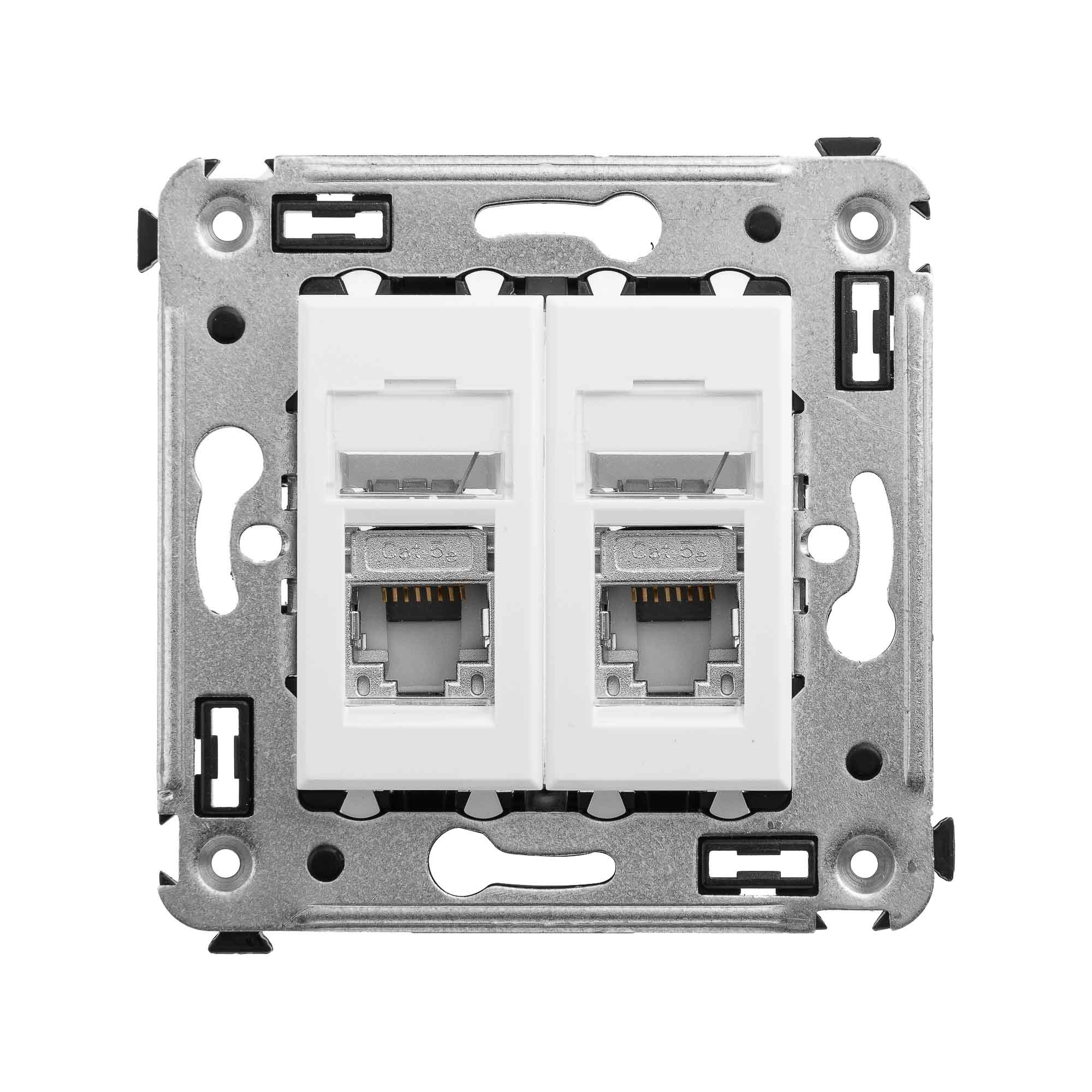 DKC Avanti Белое облако Розетка RJ-45 5e двойная экранированная
