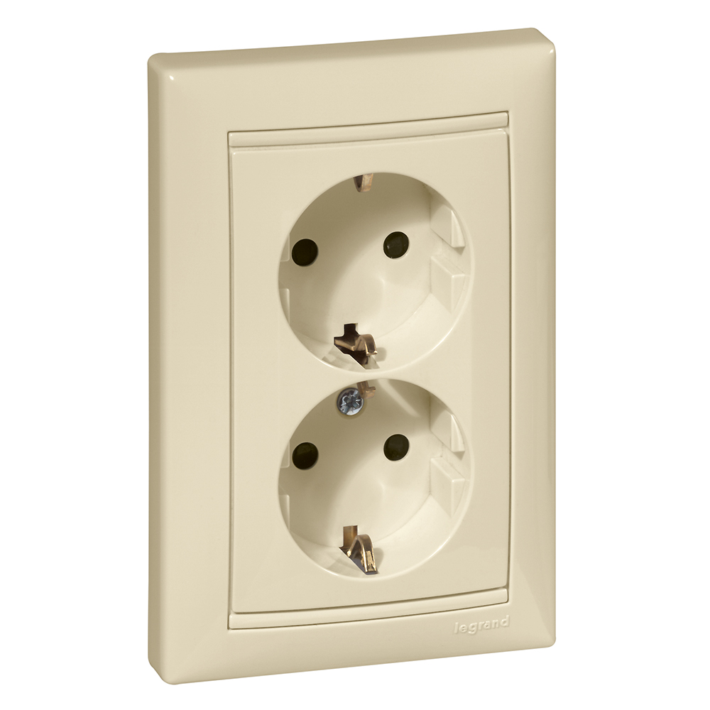 Legrand DIY Valena Крем Розетка 2х2К+З