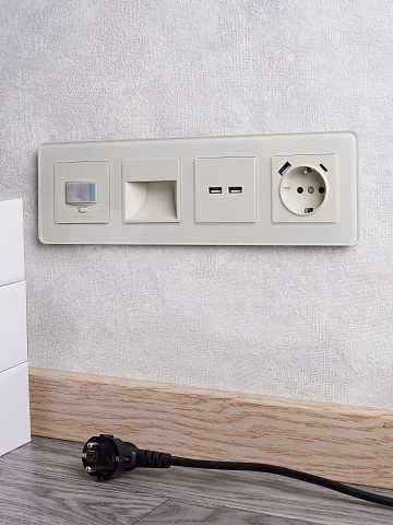 IEK BRITE DECOR Песчаный матовый стекло скругл.угол Рамка 4-м РУ-4-2-Бр RE
