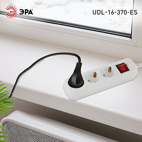 ЭРА Удлинитель электрический UDL-16-370-ES Greenline 3 розетки с заземлением с выключателем 7м ПВС 3x1мм2