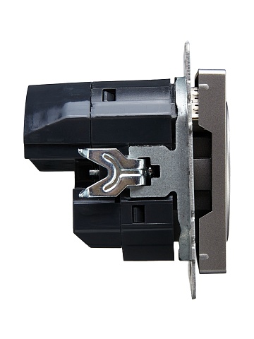 IEK BRITE Роз. с з/к/ш 16А с USB A+C 18Вт РЮш11-1-БрС сталь