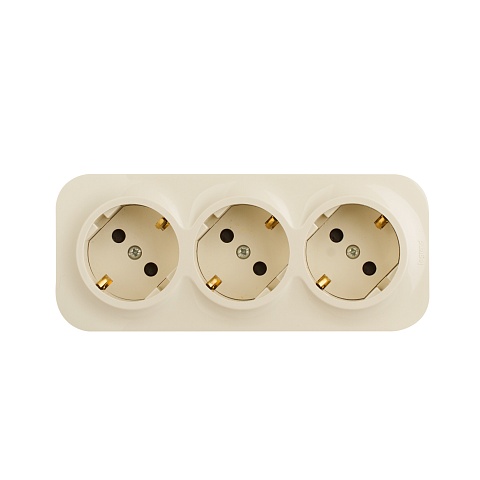 Legrand Quteo IP 20 Слоновая кость Розеточный блок с предварительным подключением 3 x 2К+З с защитными шторками - 16 A - 250 В~