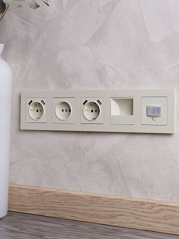 IEK BRITE DECOR Бежевый рифленый Рамка 5-м РУ-5-Бр