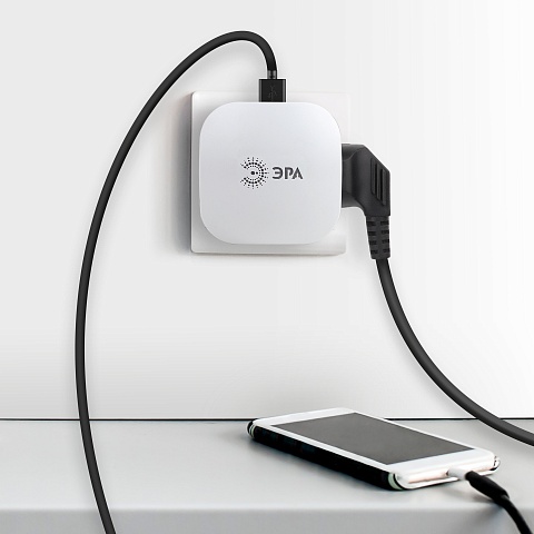 ЭРА Разветвитель электрический SP-3e-USB-2A на 3 розетки + 2 USB с заземлением со шторками 16А белый