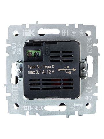 IEK BRITE Роз. USB A+C 18Вт РЮ11-1-БрА алюм.