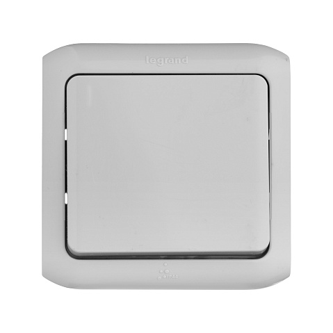 Legrand Quteo Сер Переключатель 1-клавишный IP44 10А