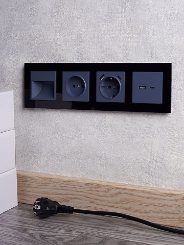 IEK BRITE Роз. USB A+C 18Вт РЮ11-1-БрМ мар.