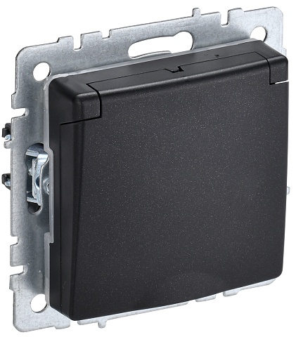 IEK BRITE Розетка 1-местная с заземлением с защитными шторками и крышкой 16А IP44 РСбш10-3-44-БрЧ черный