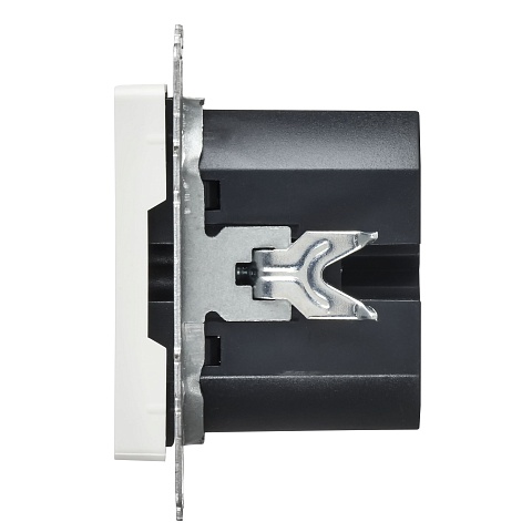 IEK BRITE Роз. USB C 65Вт высокоскор. зар. РЮ12-1-БрБ бел.