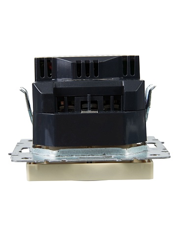 IEK BRITE Роз. с з/к/ш 16А с USB A+A 2,1А РЮш10-1-БрКр беж.