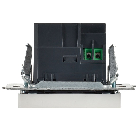 IEK BRITE Роз. USB A+C 18Вт РЮ11-1-БрБ бел.