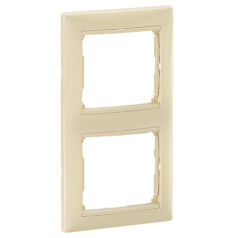 Legrand Valena Classic Слоновая кость Рамка 2-ая вертикальная