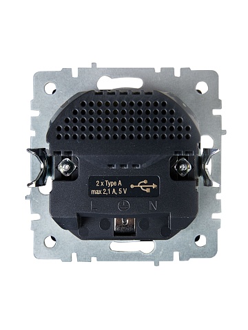 IEK BRITE Роз. с з/к/ш 16А с USB A+A 2,1А РЮш10-1-БрЧ черн.