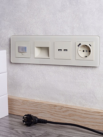 IEK BRITE Подсветка LED встраиваемая ПЛ20-БрКр беж.