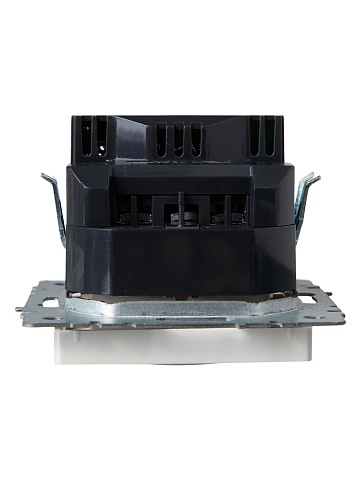 IEK BRITE Роз. с з/к/ш 16А с USB A+A 3,1А РЮш10-2-БрБ бел.